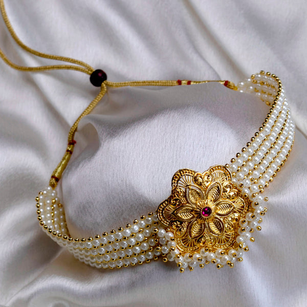 Moti Choker With Designer Pendant