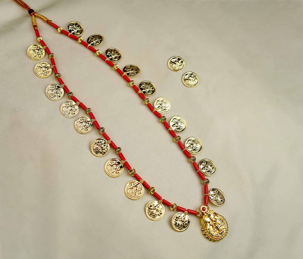 Gold-plated Maharashtrian coin pendant necklace with elegant ethnic design.