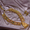 Kolhapuri Saaj With Elegant Pendant