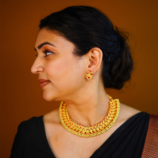 Elegant Peacock Vajra Tik Necklace Set