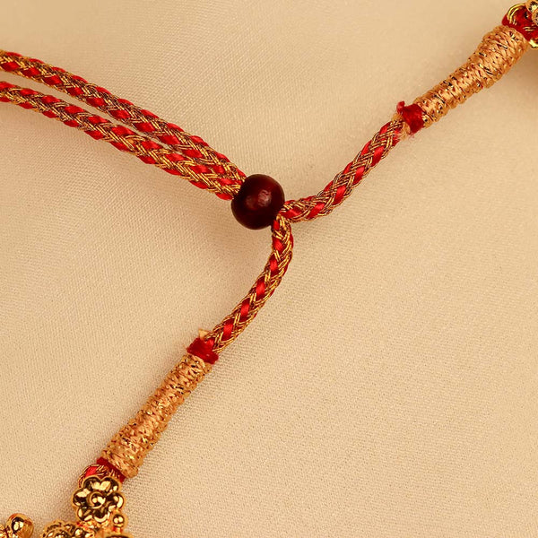 Kalapuri short Kolhapuri Saaj with ghat pendant