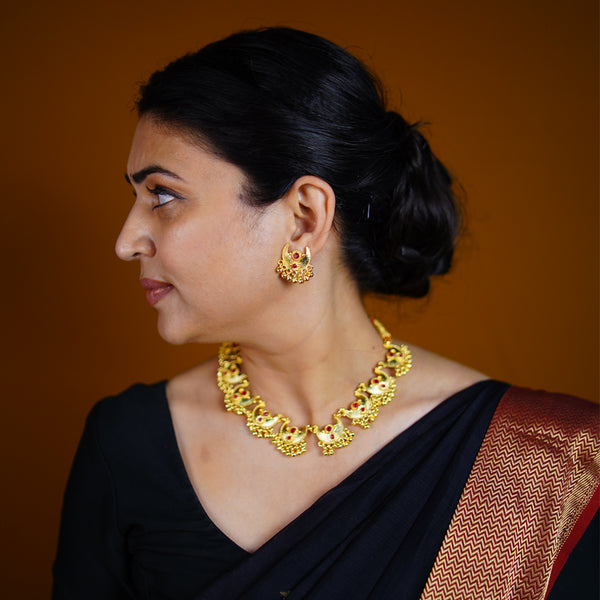 Heritage Golden Chandra Haar Necklace Set