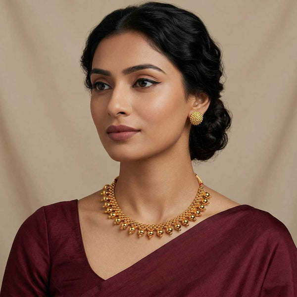 Classic Thushi Necklace with Intricate Beaded Design With Earing