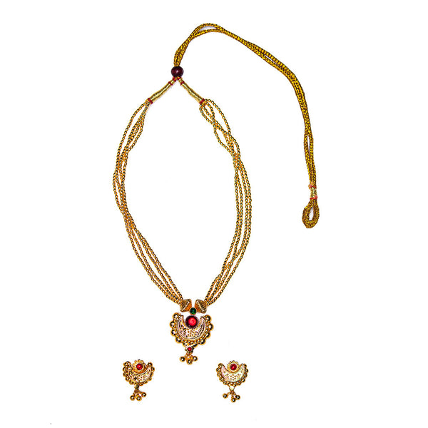 Traditional Chandrakor Thushi Necklace with Gold-Plated Finish with earing