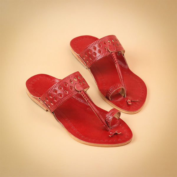 kids-red-designer-kolhapuri-chappal