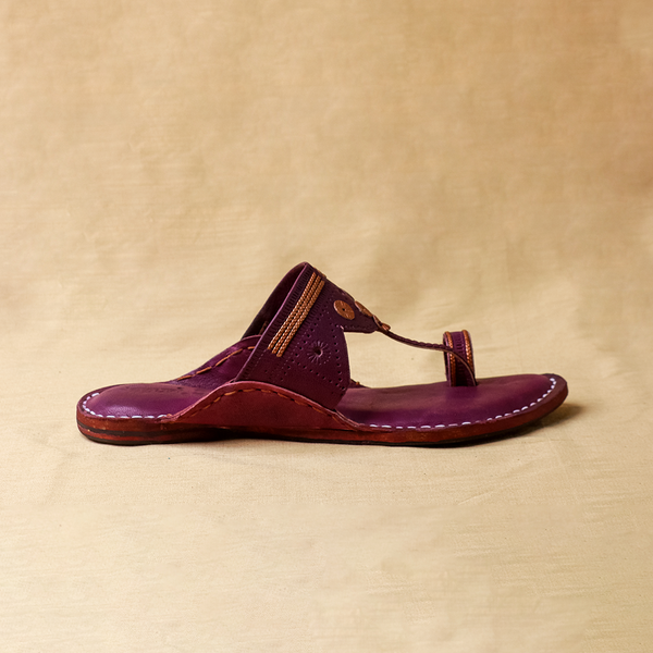 Bold Beetroot – Men’s Spectrum Classic Leather Chappal
