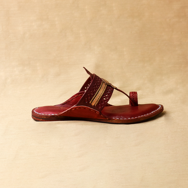 Bordeaux Elegance – Men’s Luxe Spectrum Classic Chappal