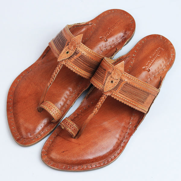 Elegant Brown Bliss – Men’s Spectrum Classic Kolhapuri Chappal