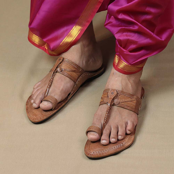 Traditional Kurundwadi Kolhapuri chappal for men handmade leather
