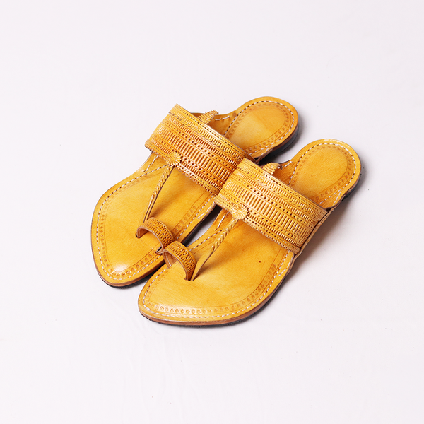Chestnut Charm – Rustic Leather Kolhapuri for Modern Men