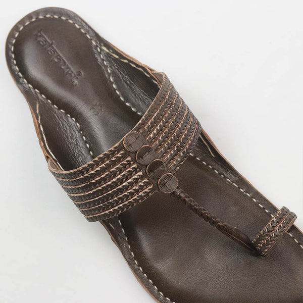 Bold Red Heritage – Timeless Men’s Kolhapuri Chappals