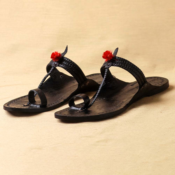 Classic Black Colorburst – Women’s Kolhapuri Chappal