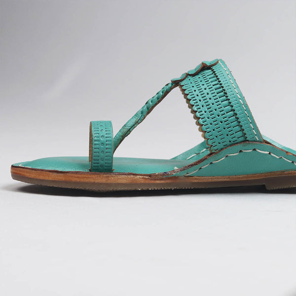 Aakashi Embossed Kapshi