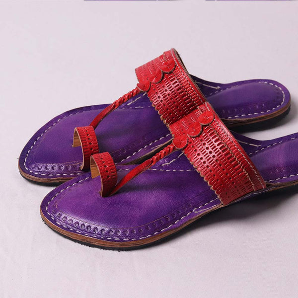 Jambhli Embossed Kapshi Kolhapuri women’s handcrafted chappal