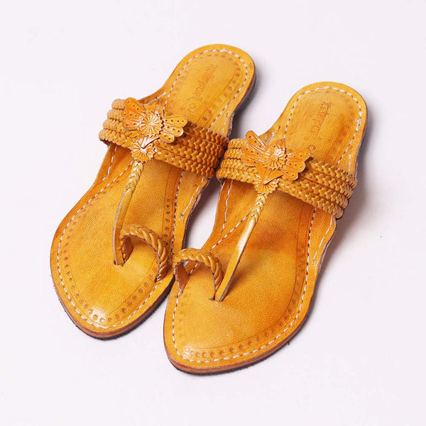 Phool Pankharu Kolhapuri chappal handmade for women