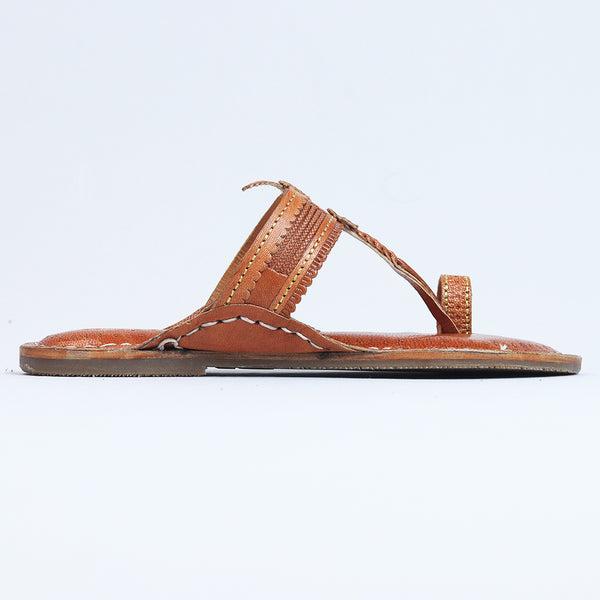 Earthy Brown Bliss – Women’s Spectrum Classic Kolhapuri Chappal