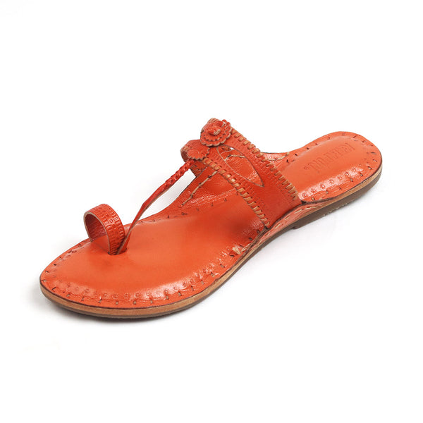 Radiant Plum Charm – Women’s Spectrum Classic Leather Chappal