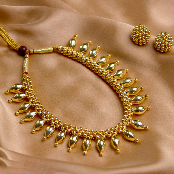 Traditional Bormaal Adorned Thushi