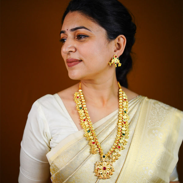 Antique Temple Pattern Kolhapuri Saaj Set