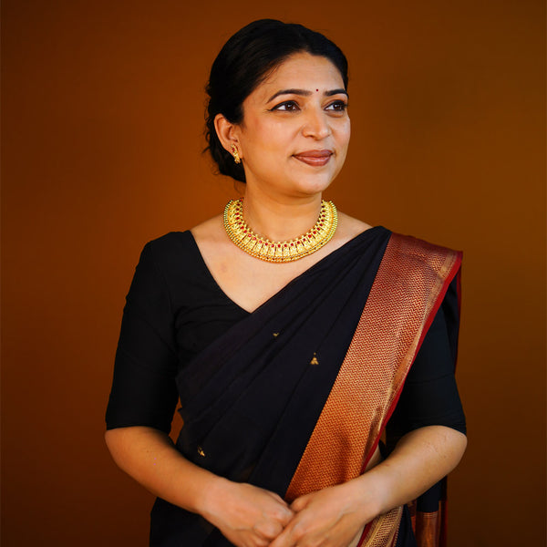 Traditional Maharashtrian Vajra Tik Necklace Set