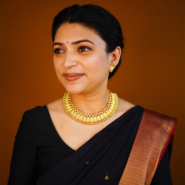 Traditional Maharashtrian Vajra Tik Necklace Set