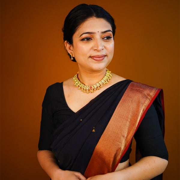 Majestic Gadi Belpaan Choker Necklace Set