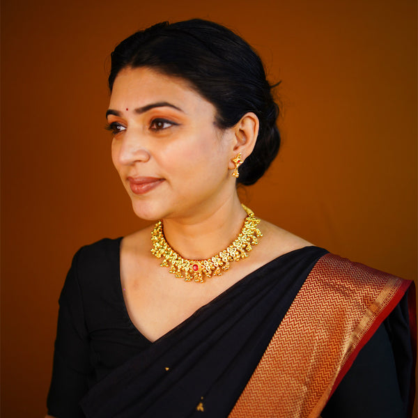 Majestic Gadi Belpaan Choker Necklace Set