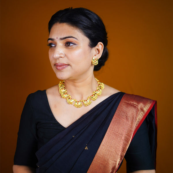 Heritage Golden Chandra Haar Necklace Set