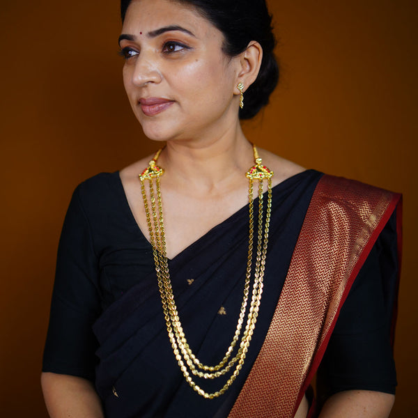 Royal Three Line Pohe Haar Necklace