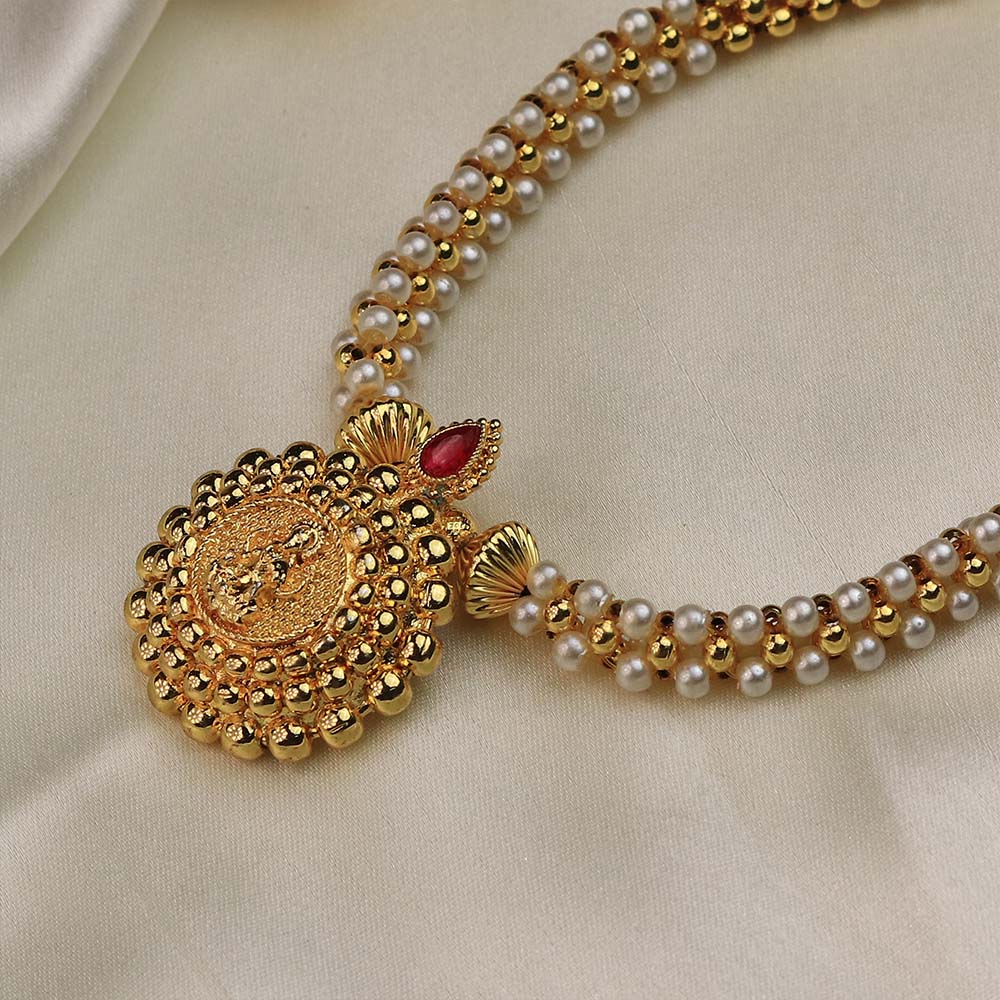 Traditional Maharashtrian Kolhapuri Thushi - Classic Beaded Pendant - view 4