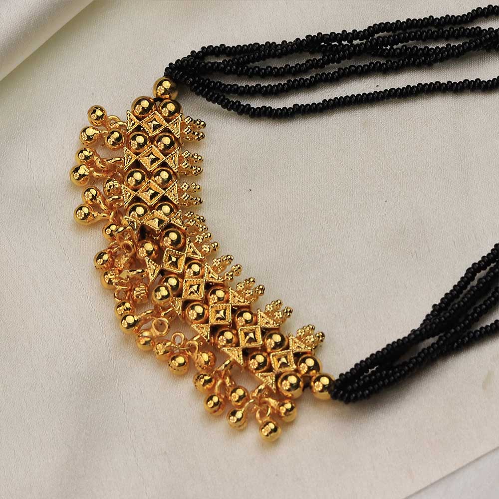 Traditional Maharashtrian Kolhapuri Mangalsutra - Designer Temple Black Bead - view 4