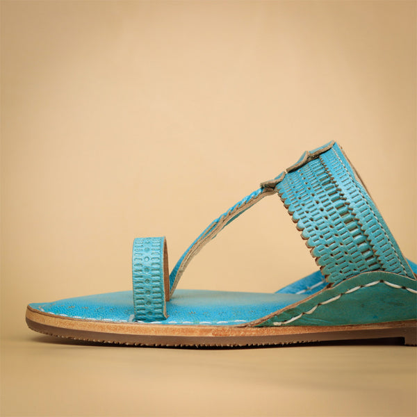 Aakashi Embossed Kapshi For Women