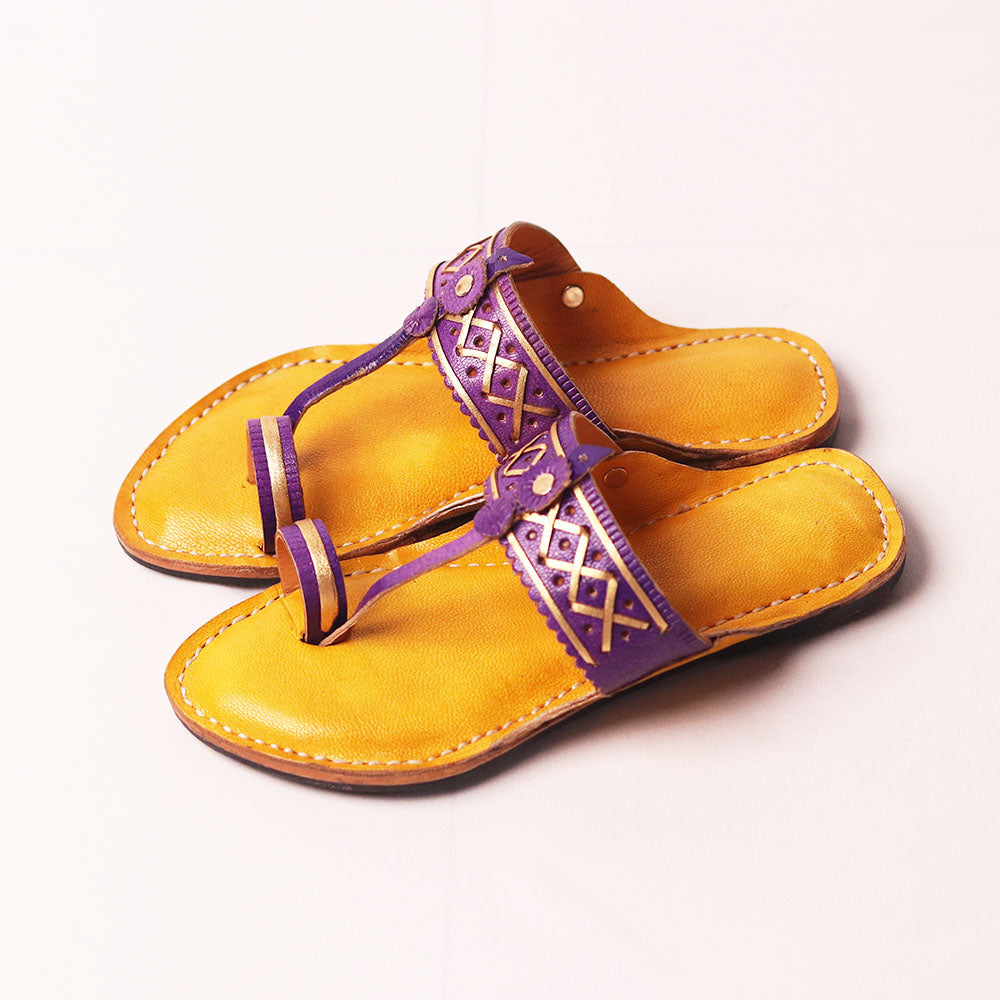 TukTuk Toes Kolhapuri kids artisan-made leather sandal

