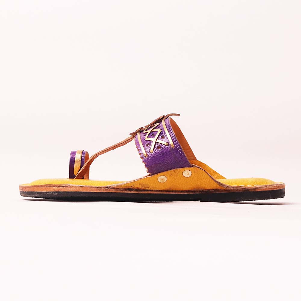 TukTuk Toes Kolhapuri kids artisan-made leather sandal
