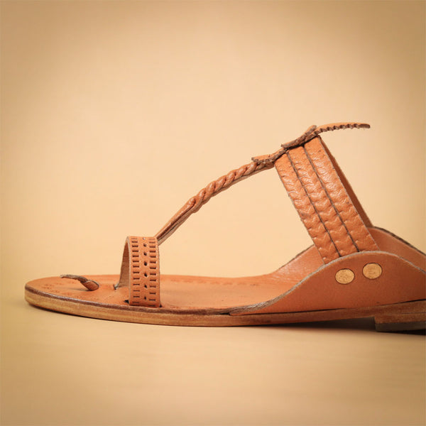 kids-yellow-kolhapuri-chappal