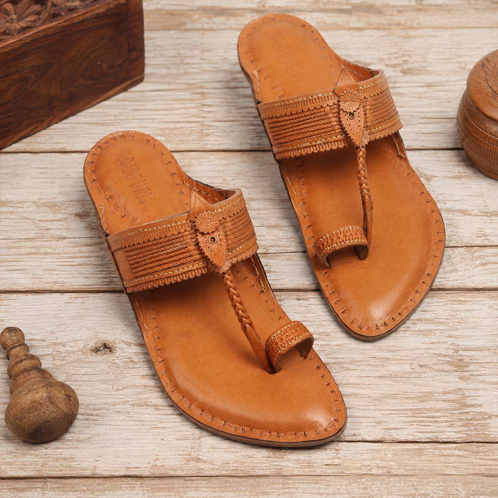Saral Patta Kapshi brown Kolhapuri chappal for men – view 2