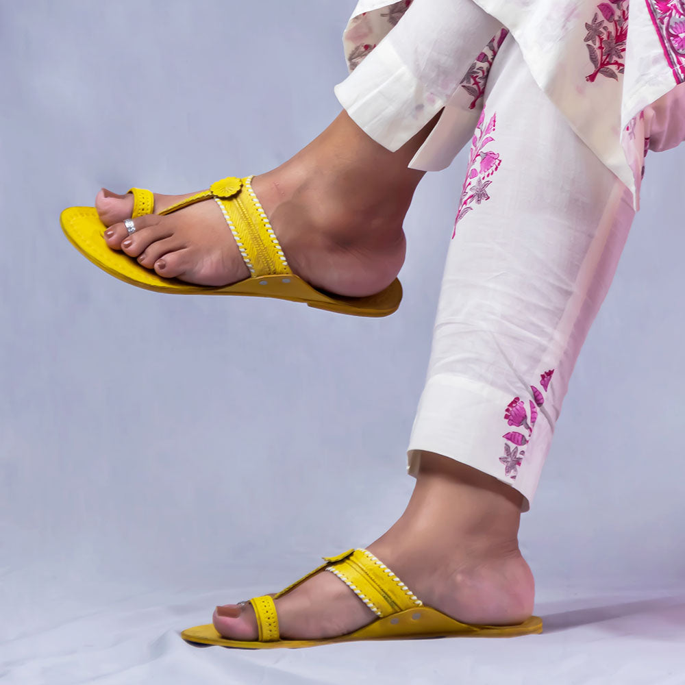 Floral Delight: Yellow Colored Flower Punch Kolhapuri Chappals