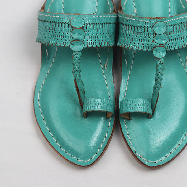 Aakashi Embossed Kapshi