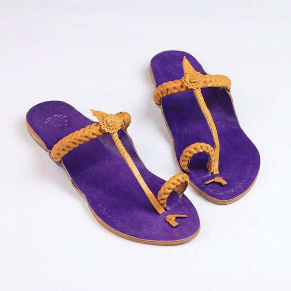 Neel Suvarna Kolhapuri Chappal