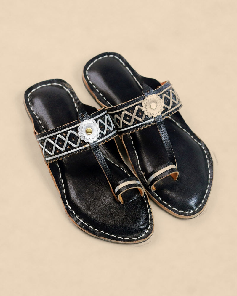 Natkhat Steps Kolhapuri Chappal for Kids – pair, top view