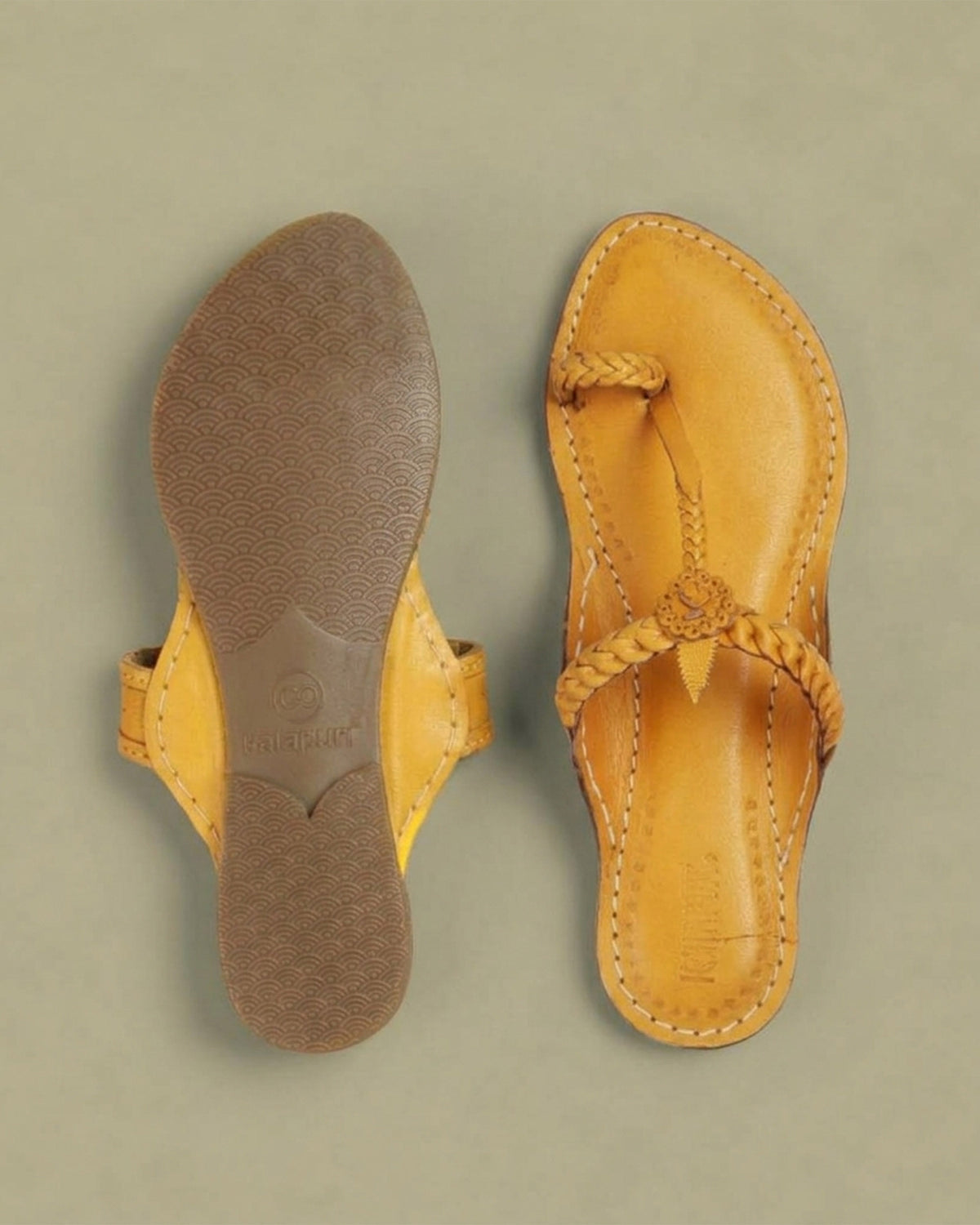 Ek Veni Kolhapuri Chappal for Women – sole and footbed