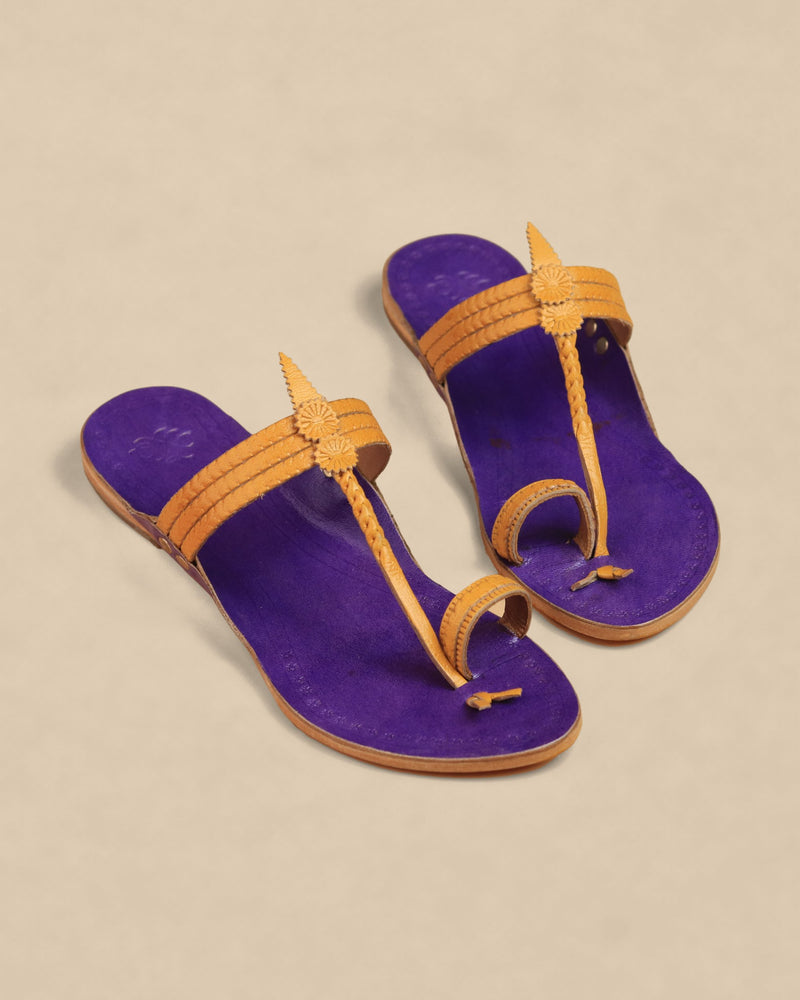 Neelima Kolhapuri Chappal for Women – pair, top view