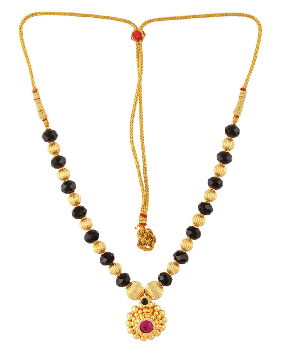 Mani Pandal Unique Necklace