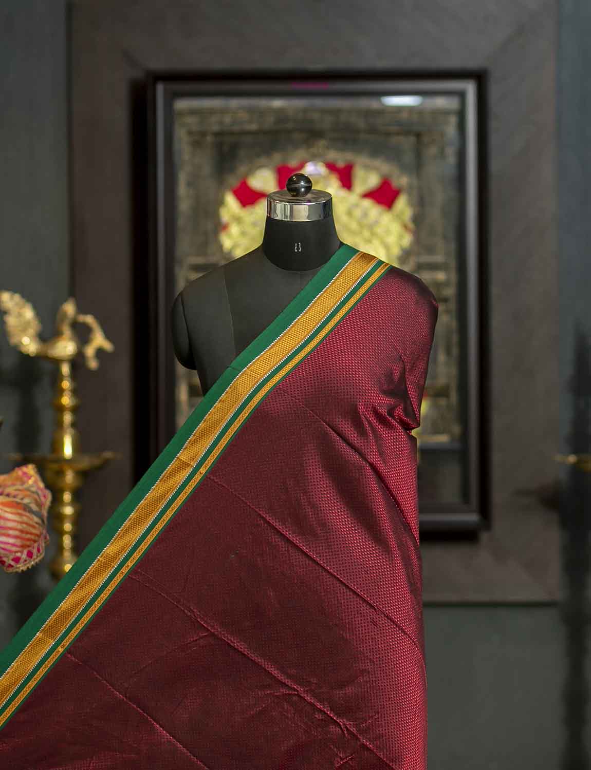 Stylish Guledgudda Khun Fabric